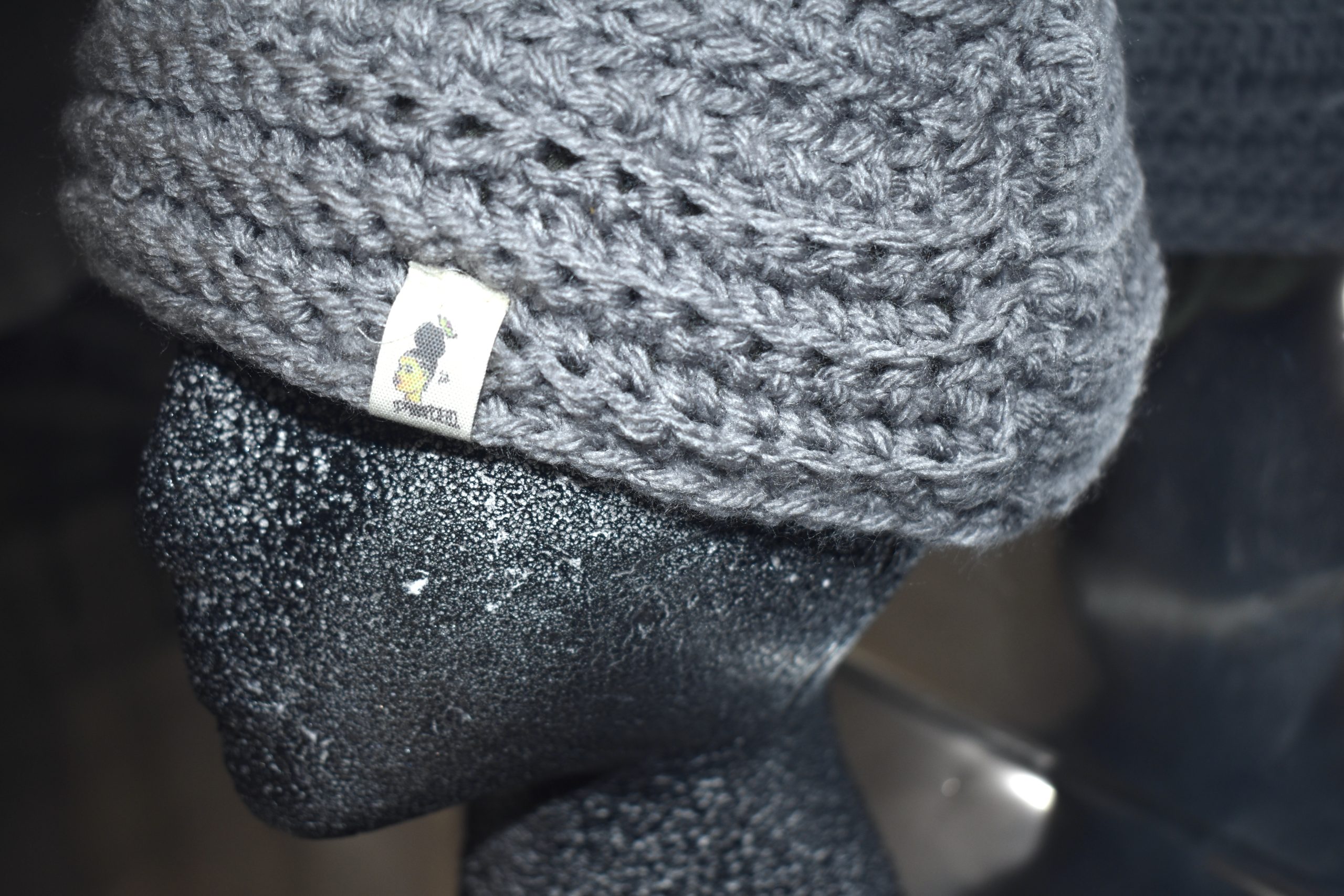 Daibrieell Fitted Cat
Beanie - Image 2