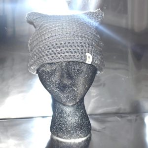 Daibrieell Fitted Cat 
Beanie